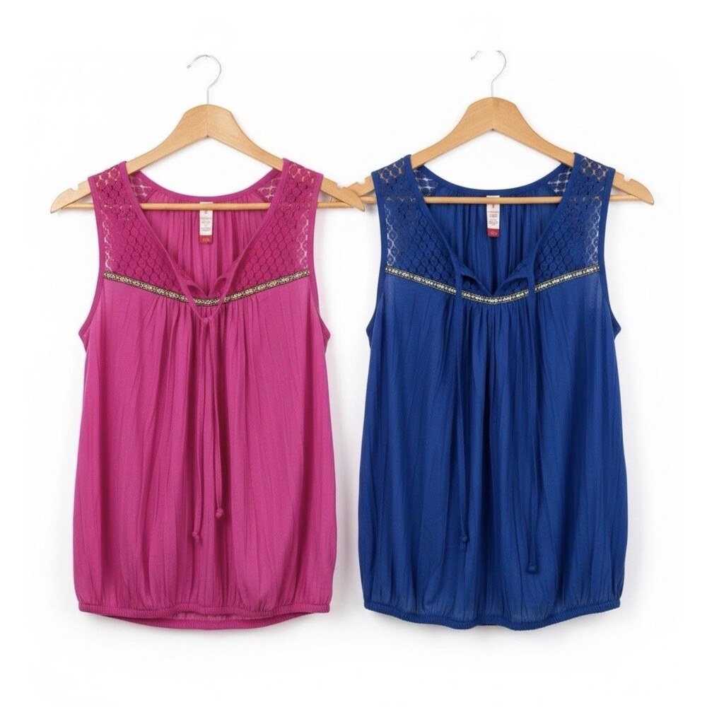 No Boundaries Bundle 2 Blouse Women’s Junior’s L 11-13 Sleeveless V Neck